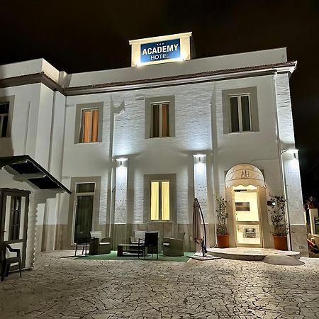 Academy Hotel Fiumicino Kültér fotó