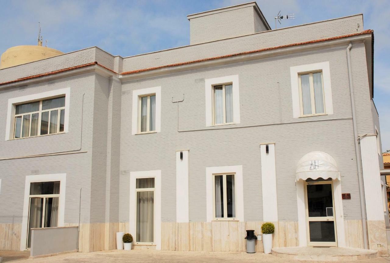 Academy Hotel Fiumicino Kültér fotó