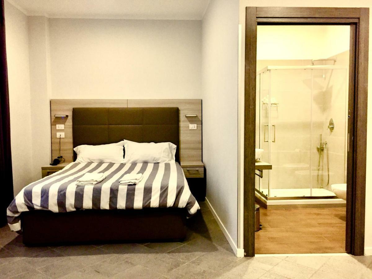 Academy Hotel Fiumicino Kültér fotó